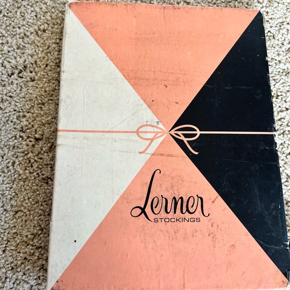 Vintage Lerner Stockings 2 Pair Size Medium Tall - Picture 1 of 4